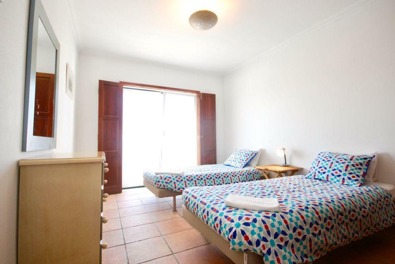 Casa Pedro - Baleal Beach, Balcony, Pool Exterior photo
